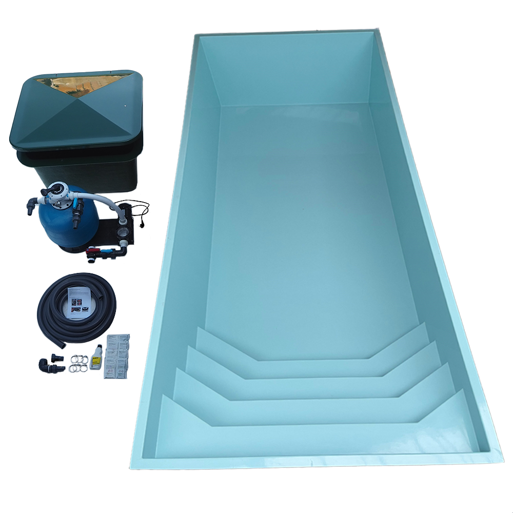 Wasserbecken 22.000 Liter mit vierstufiger Treppe